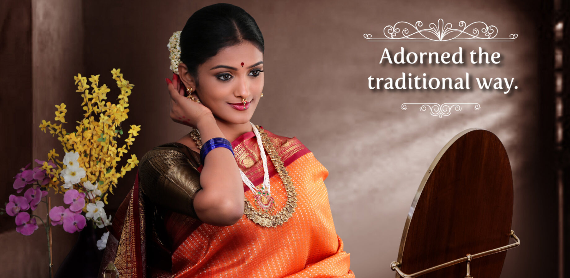 https://ashoksalankar.com/wp-content/uploads/2022/12/AshoksAlankar-Bridal-Makeup-services-Hyderabad-1840x900.jpg